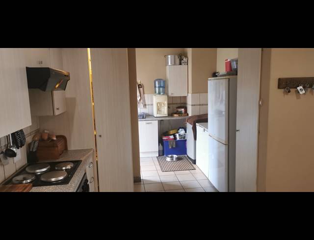 3 BEDROOM FREESTANDING FOR SALE IN SAFARI GARDENS